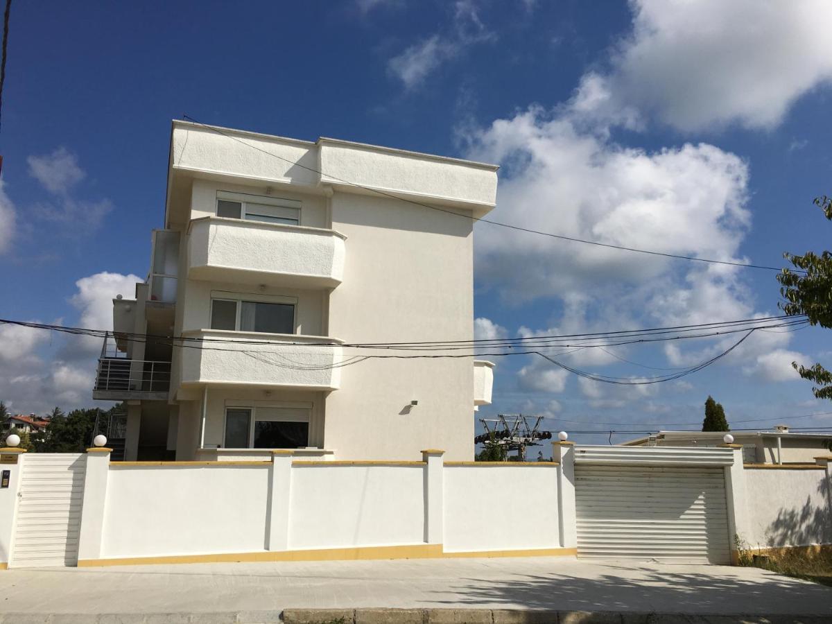 Kabakum Apartments Alen Mak Golden Sands Exteriör bild